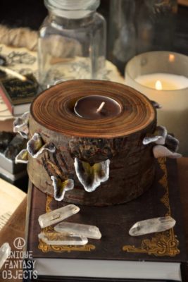 Drewniany świecznik z zapachową świeczką (2) (Unique Fantasy Objects)