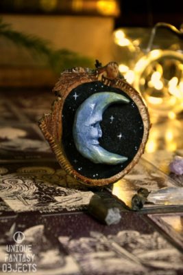 Magnes z księżycem (Unique Fantasy Objects) (2)