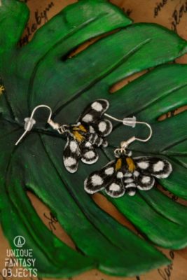 Piękne kolczyki z czarnymi ćmami (Unique Fantasy Objects)