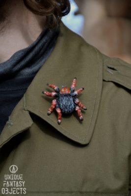 Broszka do ciuchów z pająkiem (Unique Fantasy Objects)