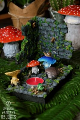 Świecznik z rzeźbami rodzinki grzybów w ruinach zamku (Unique Fantasy Objects)