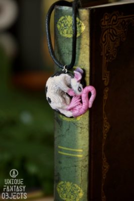 Naszyjnik z rzeźbą szczurka (Unique Fantasy Objects)