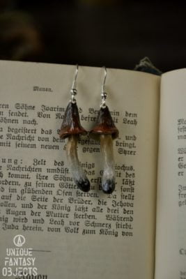 Wiszące kolczyki w kształcie brązowych grzybów (Unique Fantasy Objects)