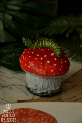 Pudełko w kształcie dyni w kapeluszu (Unique Fantasy Objects)