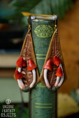Kolczyki z czerwonymi grzybami i paprocią (Unique Fantasy Objects)