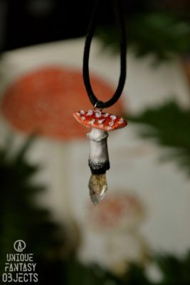 Naszyjnik z muchomorem i kamieniem cytryn (Unique Fantasy Objects)
