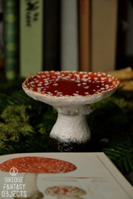 Buteleczka w kształcie muchomora (Unique Fantasy Objects)