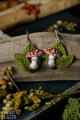 Kolczyki z muchomorem na liściu (Unique Fantasy Objects)