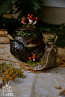 Pudełko w kształcie leśnego ślimaka (Unique Fantasy Objects)