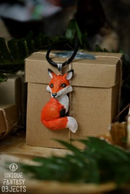 Naszyjnik z liskiem (Unique Fantasy Objects)