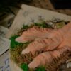 Świecznik chatka na kurzej nóżce (Unique Fantasy Objects)