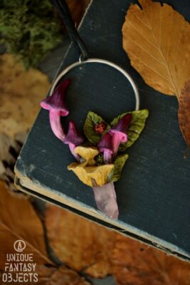 Naszyjnik z grzybami i kwarcem różowym (Unique Fantasy Objects)