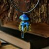 Naszyjnik z niebieskimi grzybami i kwarcem kobaltowym (Unique Fantasy Objects)