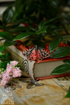 Regulowany pierścionek z pięknym motylem (Unique Fantasy Objects)