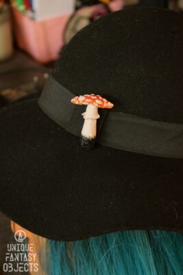 Broszka z muchomorem czerwonym (Unique Fantasy Objects)