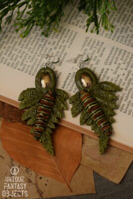 Kolczyki z gąsienicami na paproci i hematytem (Unique Fantasy Objects)