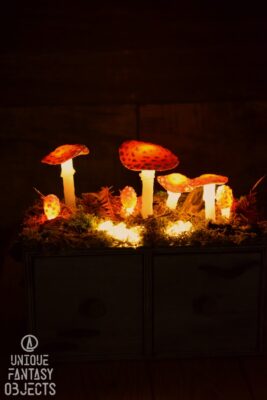 Szufladki ozdobione świecącymi muchomorami (Unique Fantasy Objects)