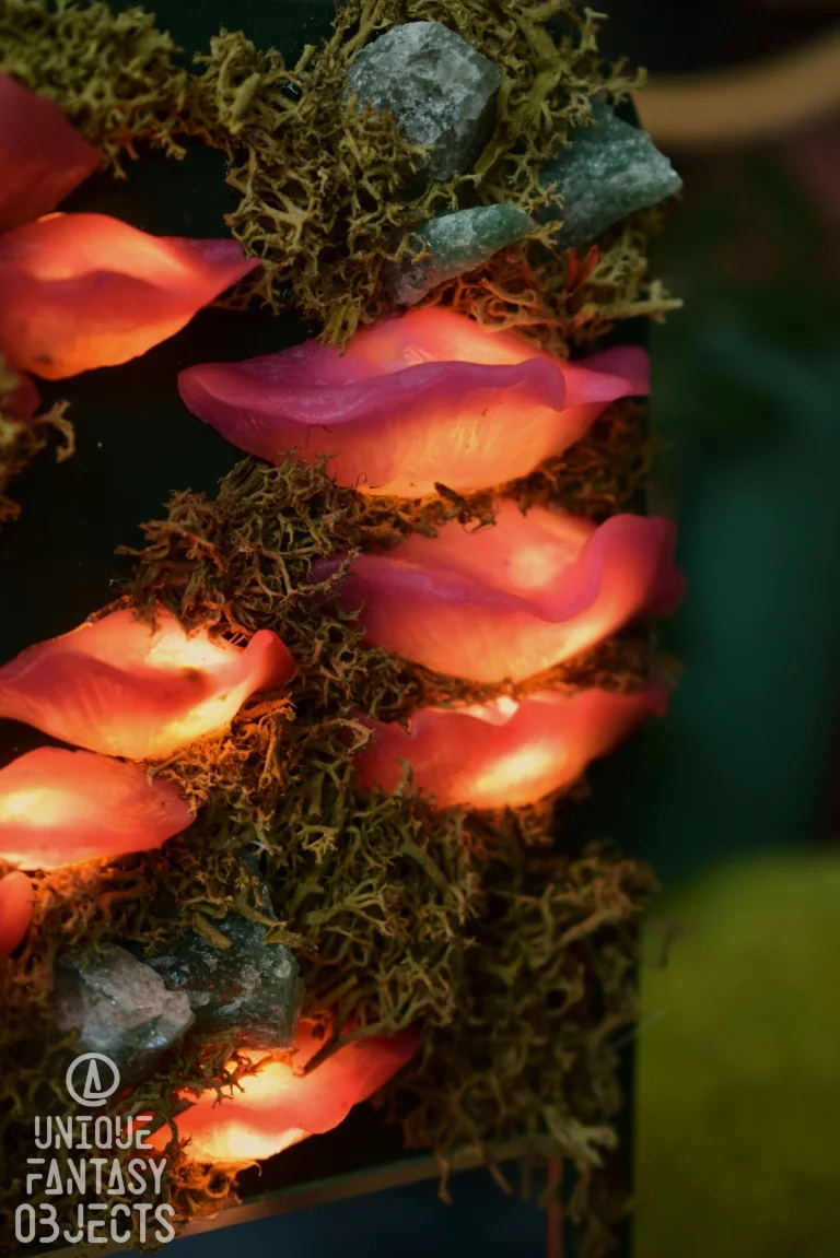 Luterko ozdobione świecącymi różowymi grzybkami (Unique Fantasy Objects)