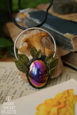 Naszyjnik z kurkami i hematytem (Unique Fantasy Objects)