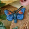 Naszyjnik z niebieskim motylem i lapis lazuli (Unique Fantasy Objects)