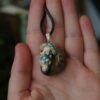 Naszyjnik z pierścieniakiem i amonitem (Unique Fantasy Objects)