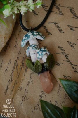 Naszyjnik z pierścieniakiem i kryształem górskim (Unique Fantasy Objects)