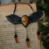 Naszyjnik ze skrzydłami, jaspisem i kwarcem miodowym (Unique Fantasy Objects)