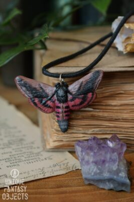 Naszyjnik ze zmrocznikiem tuwulec (Unique Fantasy Objects) (1)