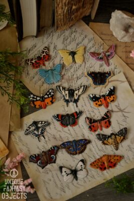 Naszyjniki z polskimi motylami (Unique Fantasy Objects)