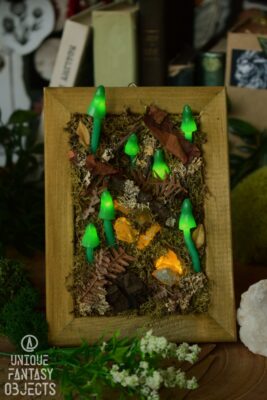 Ramka ze świecącymi zielonymi grzybkami (Unique Fantasy Objects)