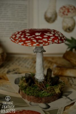 Stojak na biżuterię w kształcie muchomora (Unique Fantasy Objects) (1)