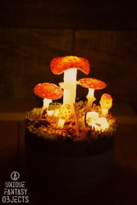 Pudełko ze świecącymi grzybkami (Unique Fantasy Objects)