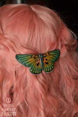 Spinka z zielonym motylem (Unique Fantasy Objects)