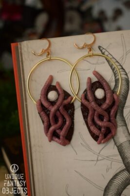 Kolczyki z dżdżownicami i howlitem (Unique Fantasy Objects)