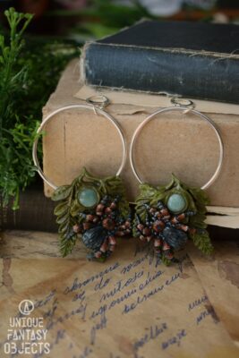 Kolczyki z rzeźbą pająka i apatytem (Unique Fantasy Objects)