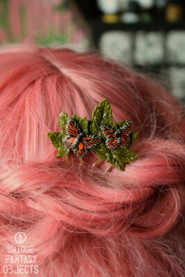 Spinka do włosów z motylem monarch (Unique Fantasy Objects)