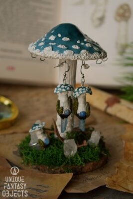 Stojak na biżuterię w kształcie pierścieniaka (Unique Fantasy Objects)