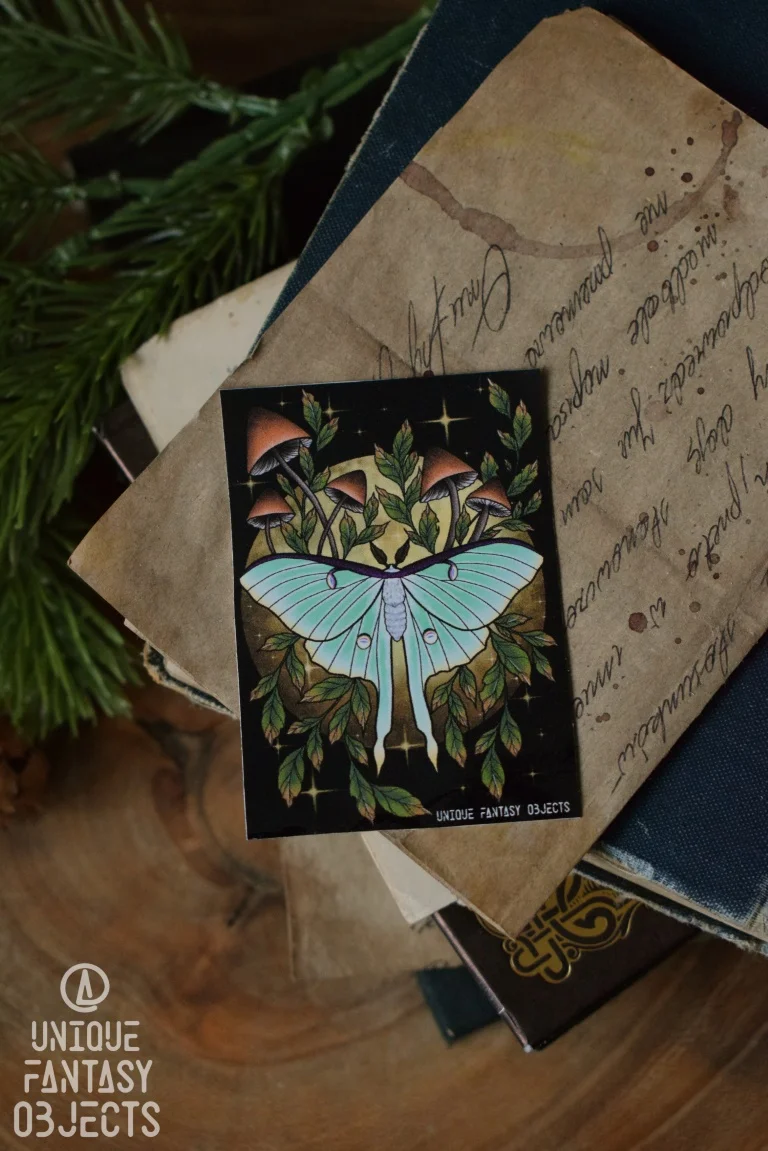 Naklejka z ćmą księżycówka amerykańska (Unique Fantasy Objects)