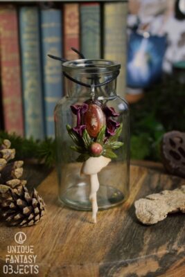 Naszyjnik z leśnymi grzybami, muszlą, agatem i jaspisem (Unique Fantasy Objects)