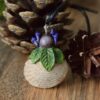 Naszyjnik z fioletowymi grzybami, jaspisem i muszlą (Unique Fantasy Objects)