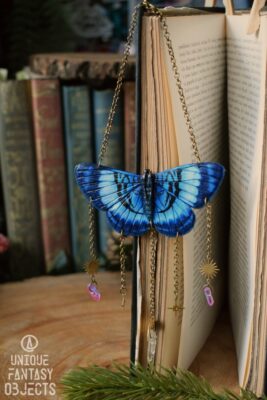 Ozdoba na ścianę z niebieskim motylem (Unique Fantasy Objects)