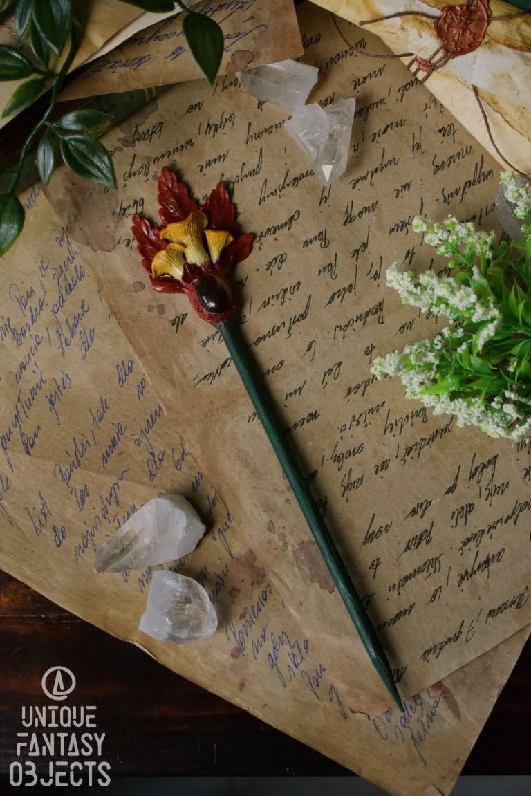 Szpila do włosów z kurkami i tygrysim okiem (Unique Fantasy Objects)