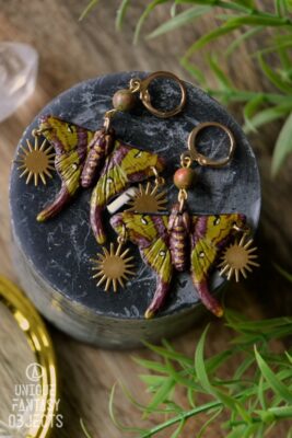 Kolczyki z ćmą actias maenas (Unique Fantasy Objects)