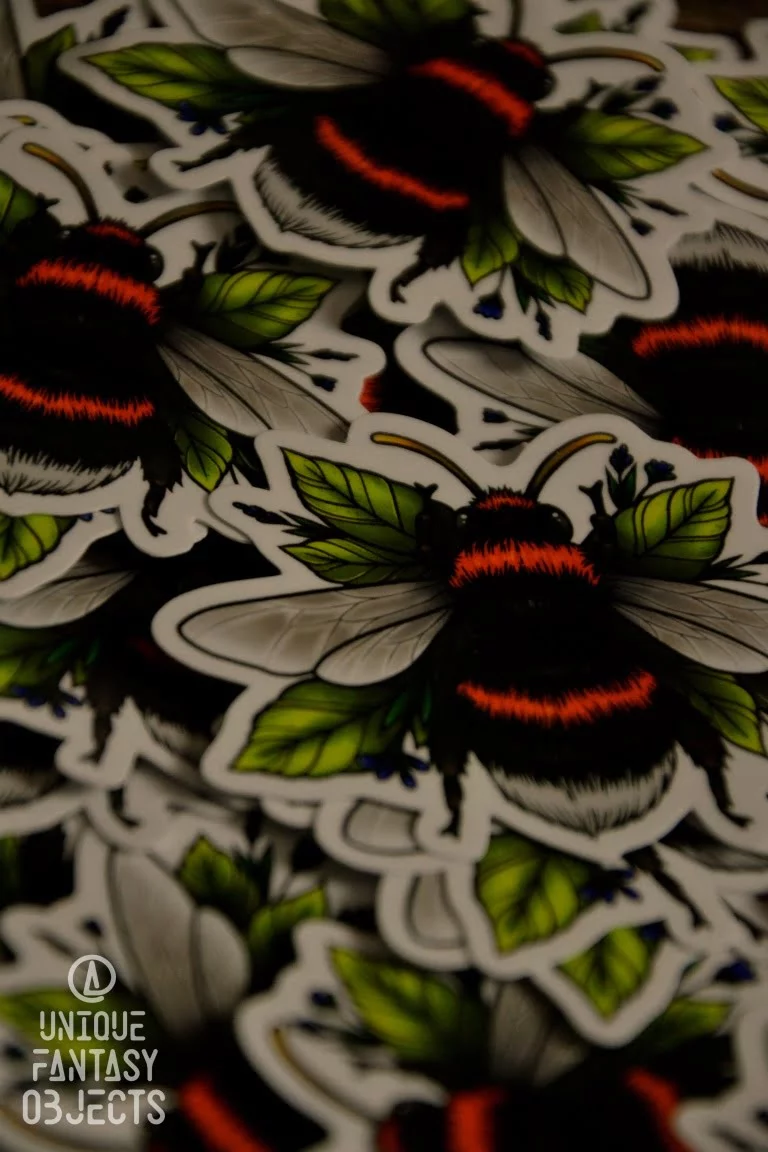 Naklejka z trzmielem (Unique Fantasy Objects)