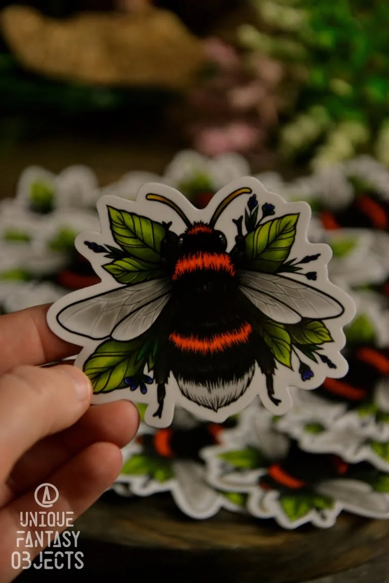 Naklejka z trzmielem (Unique Fantasy Objects)