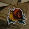 Naklejka ze ślimakiem winniczkiem (Unique Fantasy Objects)