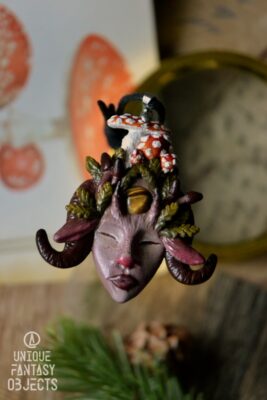 Naszyjnik z leśnym duszkiem i muchomorami (Unique Fantasy Objects)