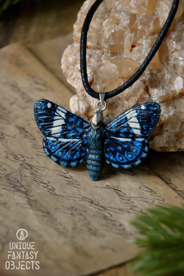 Naszyjnik z rzeźbą motyla hamadryas amphinome (Unique Fantasy Objects)