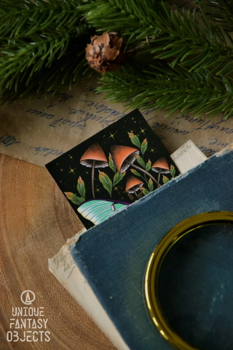 Zakładka z ćmą księżycówką amerykańską (Unique Fantasy Objects)