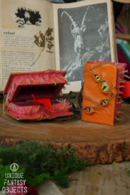 Necronomicon (Unique Fantasy Objects)